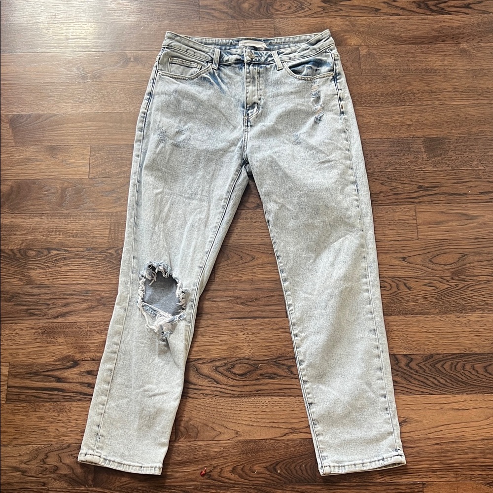 TNR Bleach Washed Distressed Women’s Jeans